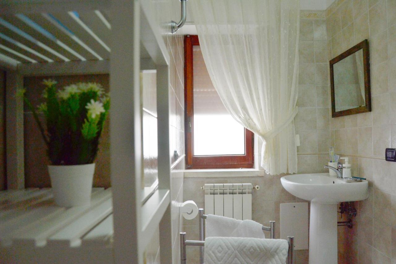 Mary'S House Bed & Breakfast Napoli Dış mekan fotoğraf