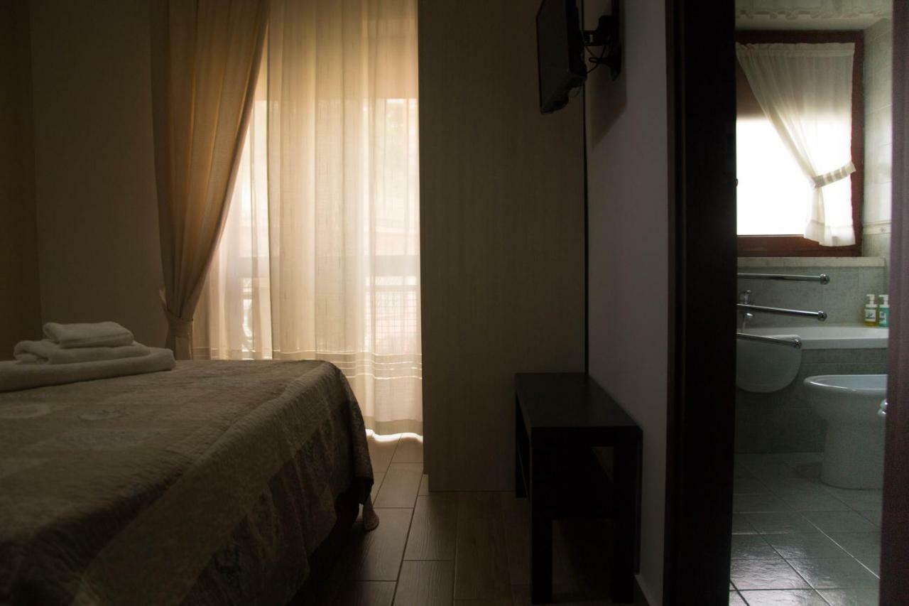 Mary'S House Bed & Breakfast Napoli Dış mekan fotoğraf